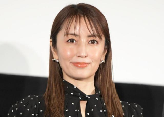 矢田亜希子 シャネルのミニワンピで４３歳のガーリーコーデ 可愛い スタイル抜群 足細い 芸能 デイリースポーツ Online