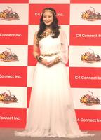 　「放置少女～百花繚乱の萌姫たち～」新ＴＶＣＭ発表会に女神姿で登場した今田美桜