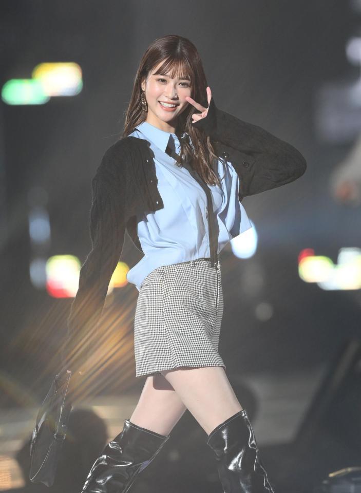 　東京ガールズコレクションに登場した生見愛瑠（撮影・堀内翔）