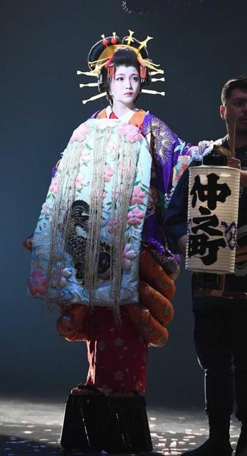 乃木坂・久保史緒里 初の花魁役10キロ豪華衣装 石倉三郎「恐る