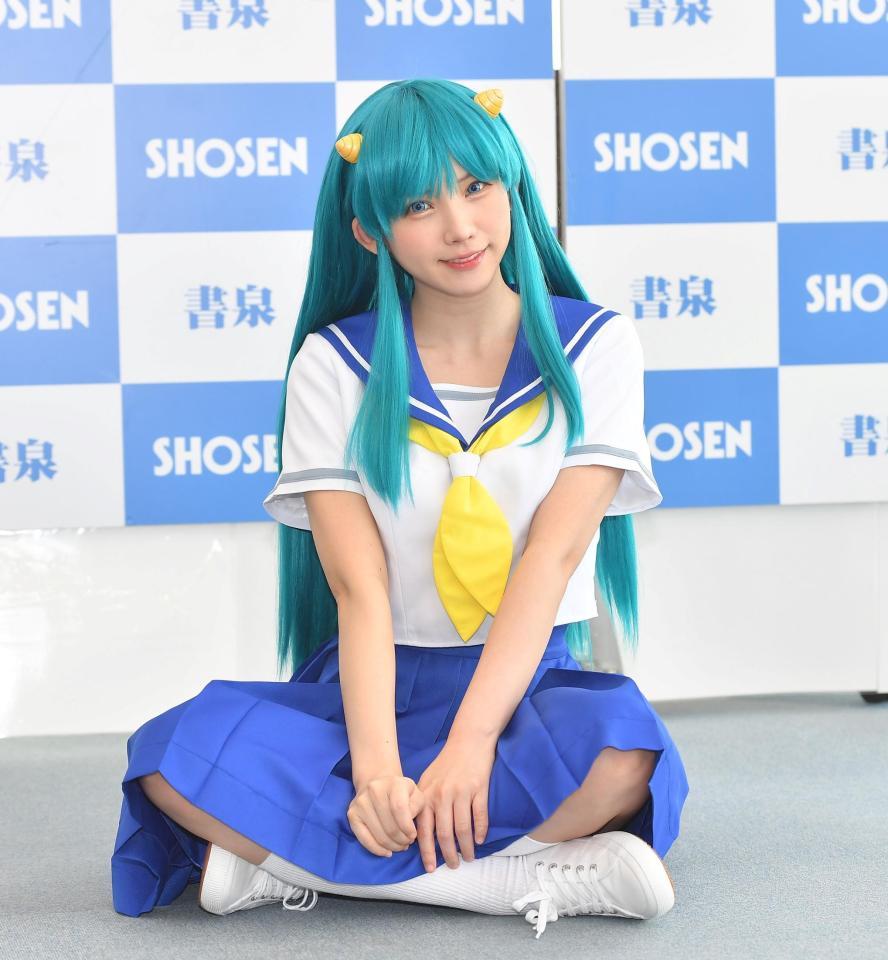 　うる星やつら・ラムちゃんのコスプレでイベントに登場したえなこ（撮影・伊藤笙子）