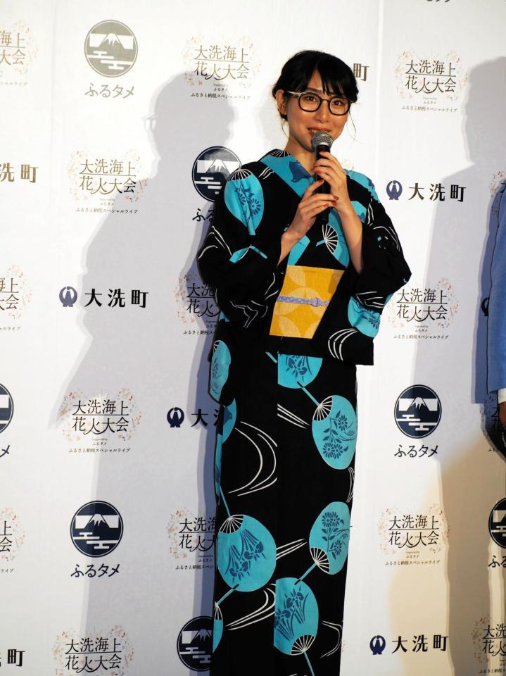 　浴衣姿で登壇したＢｉＳＨのハシヤスメ・アツコ