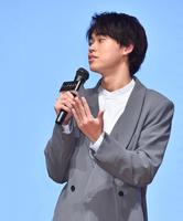 　イベントで話す菅生新樹＝ヒルトン東京（撮影・西岡正）
