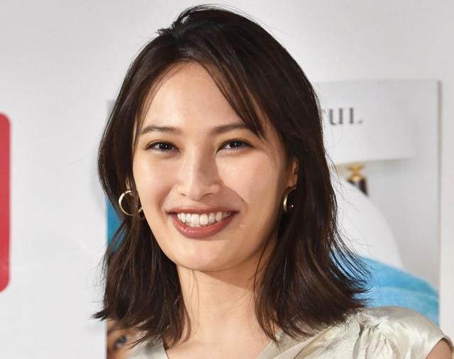 ▲大政絢▲切り抜き▲ Yahoo!オークション - 大政絢（モデル）切り抜き 50ページ分まとめて