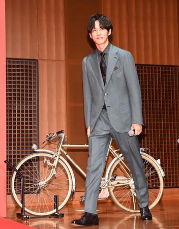 　イベントに登場した松坂桃李＝東京・イタリア文化会館（撮影・高石航平）