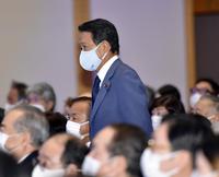 　さいとう・たかをさんのお別れの会に参列した麻生太郎氏＝帝国ホテル東京（撮影・佐藤厚）