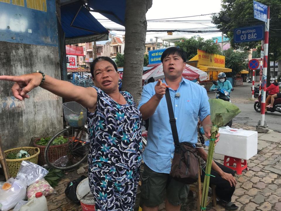 　ＢＳ朝日のグルメ番組「迷宮グルメ　異郷の駅前食堂」に出演するスギちゃん