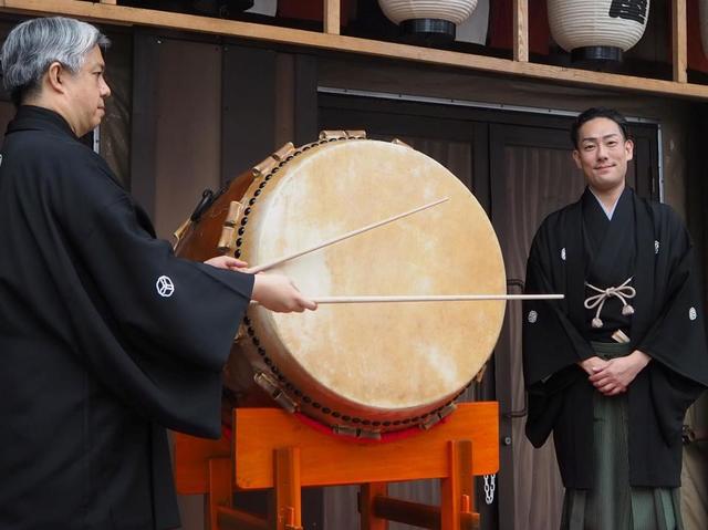 中村勘九郎　浅草で４年ぶり「平成中村座」　初日告げる「一番太鼓の儀」行う