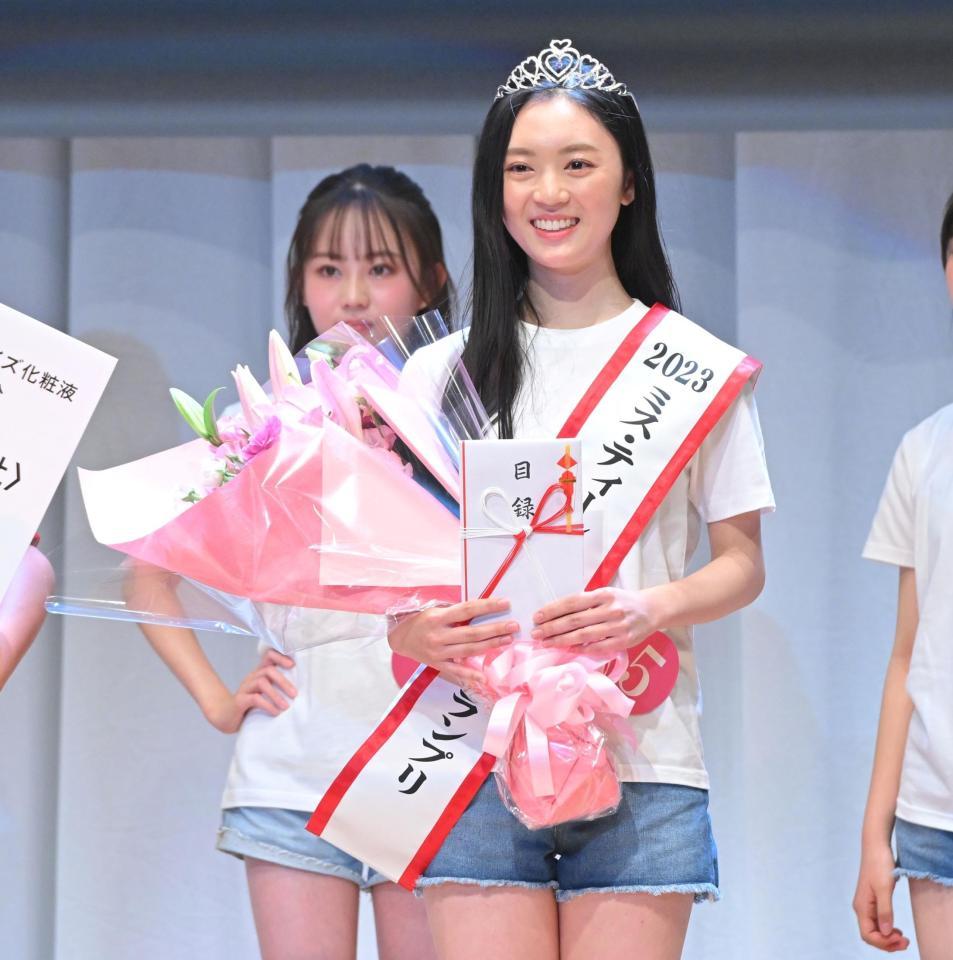 　「２０２３ミス・ティーン・ジャパン」グランプリに輝いた辻村心響（ここね）さん（撮影・伊藤笙子）