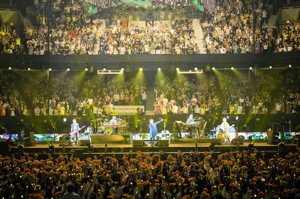 　９年ぶりの復活ライブでファンを沸かせたＳＯＰＨＩＡ