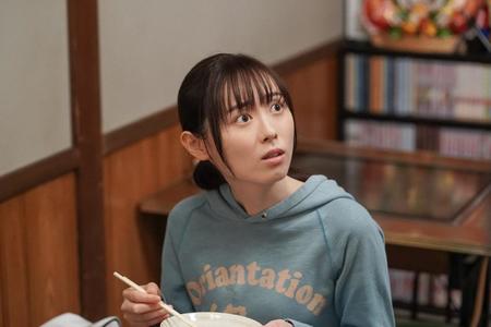 お好み焼き「うめづ」で、舞（福原遥）の前に現れたのは・・・？