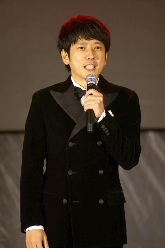 　オープニングであいさつする二宮和也©２０２２　ＴＩＦＦ