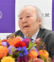 　文化功労者受賞の喜びを語る加藤一二三九段＝東京・千駄ヶ谷の将棋会館（撮影・伊藤笙子）