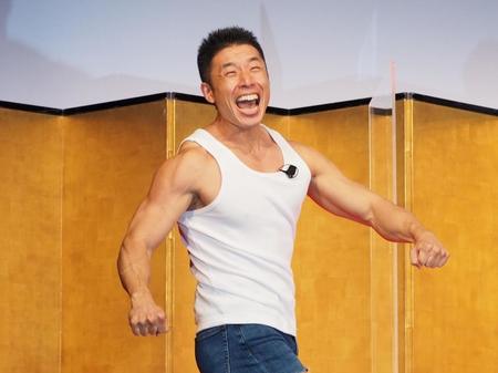 Ｄｉｓｎｅｙ＋の連続ドラマ「シコふんじゃった！」どすこいイベントに登場したなかやまきんに君＝東京・大手町、大手町三井ホール