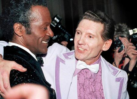 　ジェリー・リー・ルイスさん（右）＝１９８６年１月（ＡＰ＝共同）