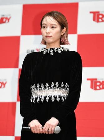 　イベントに登場した清野菜名（撮影・開出牧）