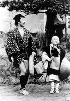 　「てなもんや三度笠」で藤田まことさん（左）とコンビを組み、活躍した白木みのるさん