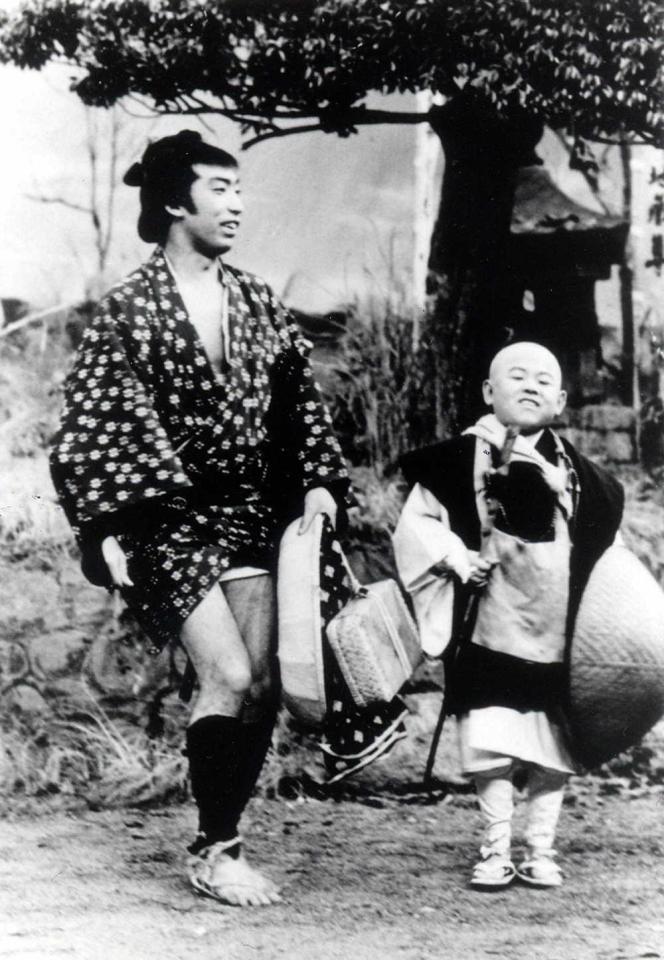 　「てなもんや三度笠」で藤田まことさん（左）とコンビを組み、活躍した白木みのるさん