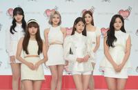 　第７３回紅白歌合戦に出場する（前列左から）ｌＶＥのレイ、ウォニョン、ユジン、（後列左から）リズ、ガウル、イソ（撮影・堀内翔）