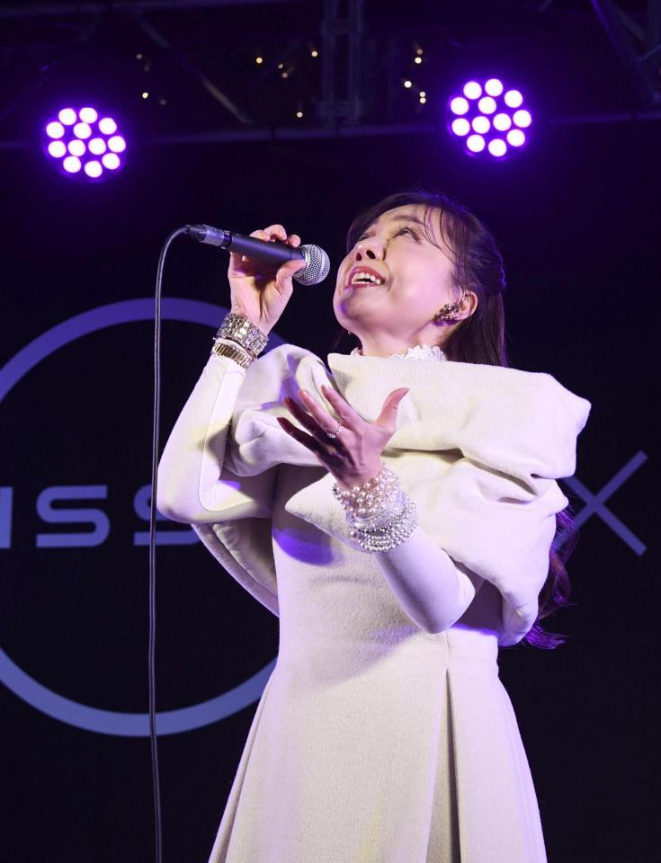 　熱い歌声を届ける平原綾香（撮影・園田高夫）