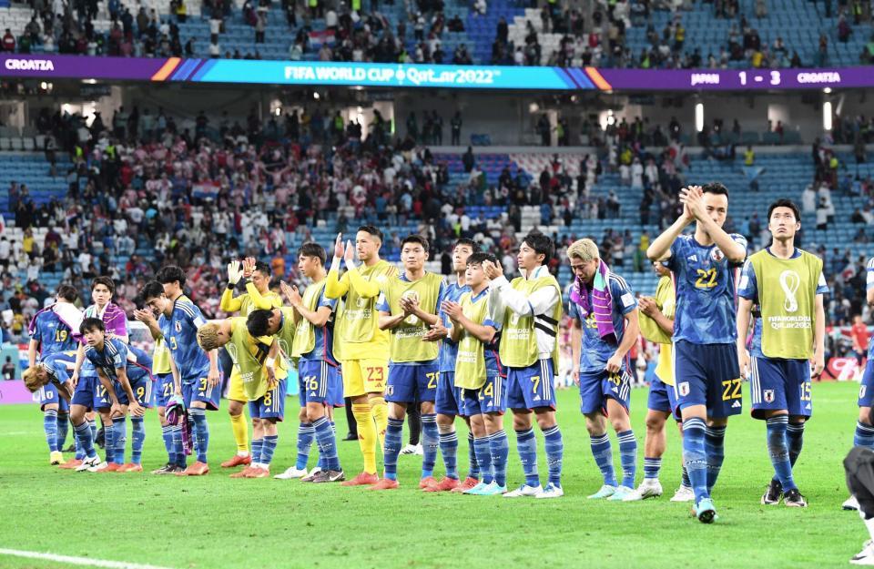 　ＰＫ戦で敗れ、落胆する日本代表（撮影・金田祐二）