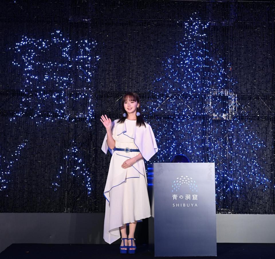 　イルミネーションの点灯式に登場した多部未華子＝東京・代々木公園（撮影・高石航平）