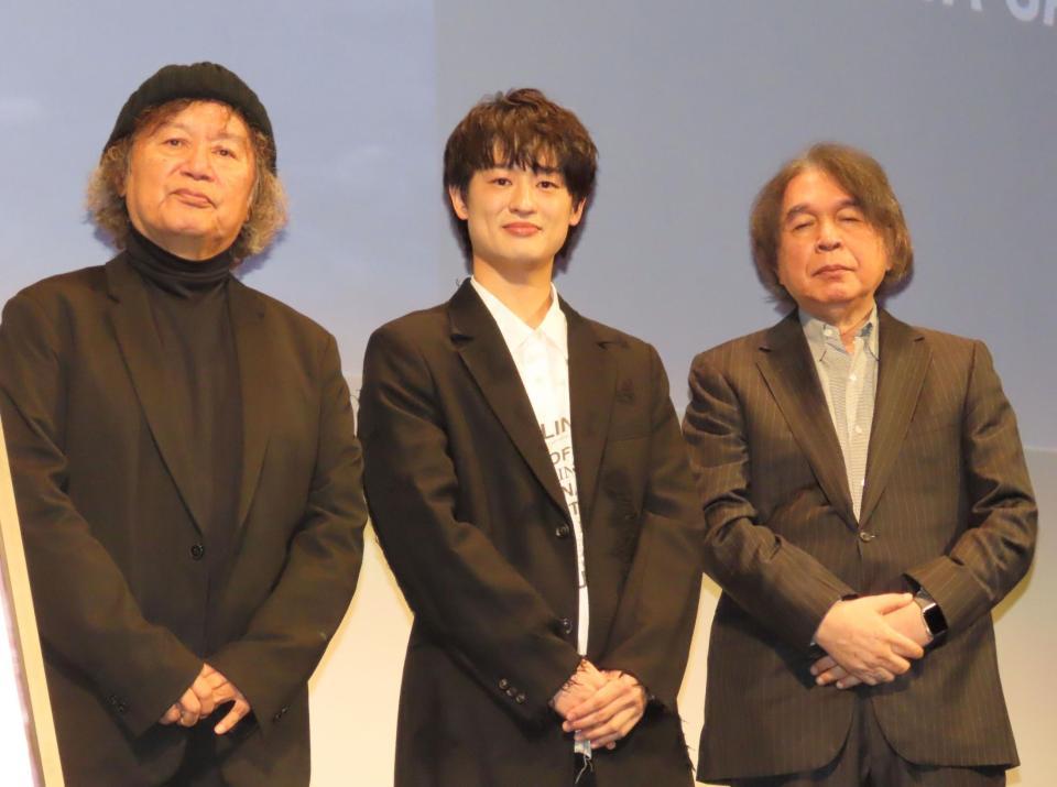 　取材会に出席した（左から）須藤晃氏、尾崎裕哉、田島照久氏