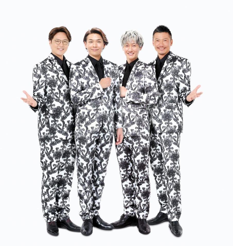 　新体制での初ライブを生配信する純烈