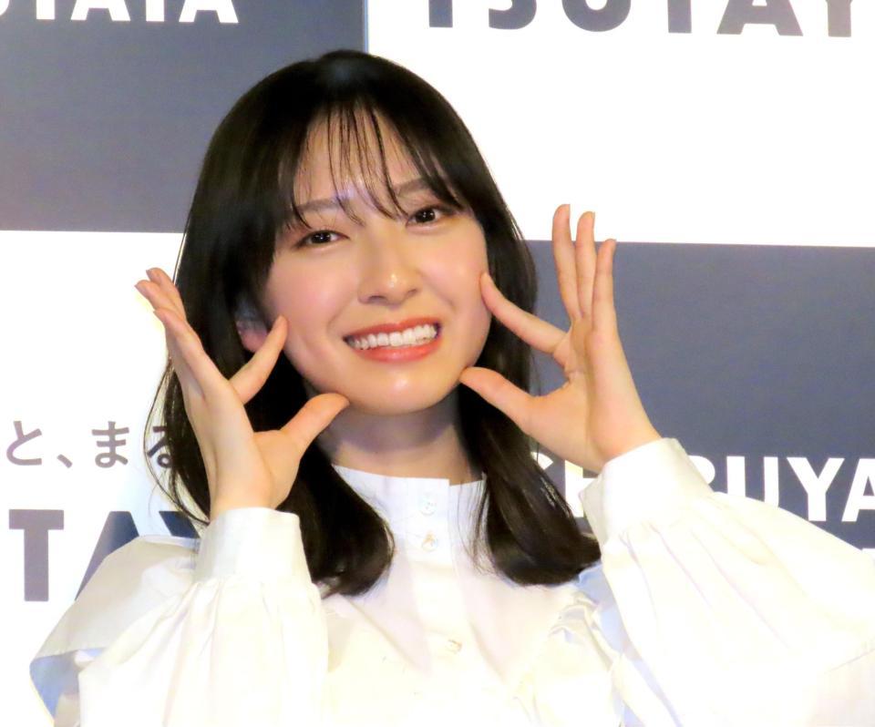 　ファースト写真集「羅針盤」の発売記念会見を行った日向坂４６・金村美玖＝都内