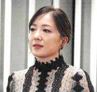 　父・平原まことさんについて涙を目に浮かべて話す平原綾香