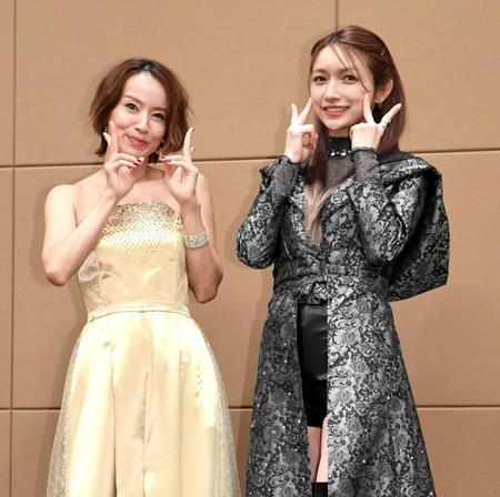 　一夜限りのスペシャルライブを行った鈴木亜美（左）と後籐真希（撮影・佐藤厚）