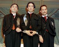 　１０年ぶりの復活会見を行ったＹＭＯ。左から細野晴臣、坂本龍一、高橋幸宏さん＝１９９３年４月