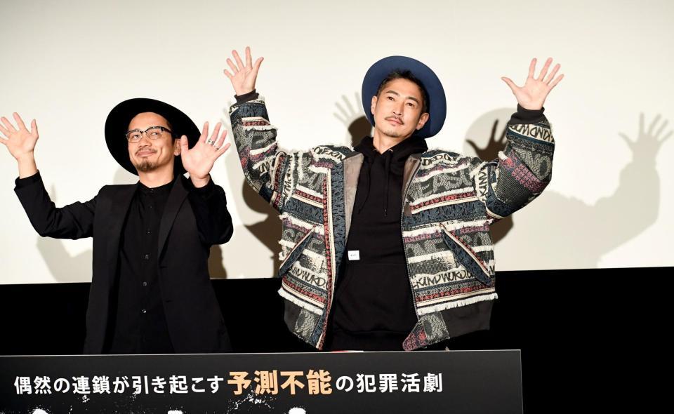 １８年ぶりの単独主演作が公開される窪塚洋介（右）と牧賢治監督＝都内（撮影・佐藤厚）