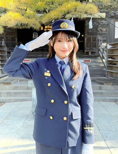 古田愛理「身が引き締まった」カッコいい消防署長の制服姿でビシッ /芸能/デイリースポーツ online