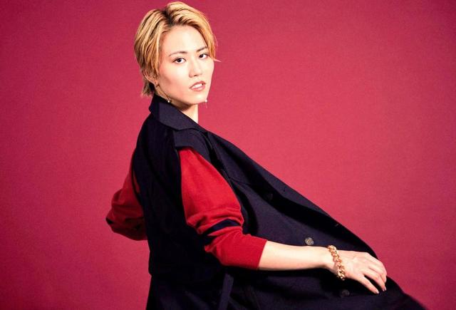 元宝塚・綾凰華＆飛龍つかさ 同期共演「背中を預ける気持ちで」男役