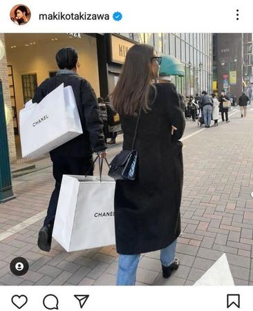 　滝沢眞規子のインスタグラム＠ｍａｋｉｋｏｔａｋｉｚａｗａより