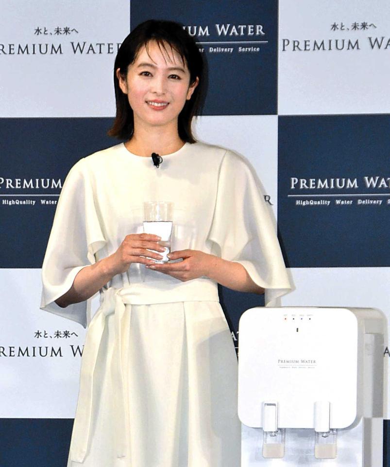 　発表会に出席した清野菜名