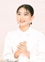 　「学園モノに出演したい」と夢を語るみとゆな（撮影・園田高夫）
