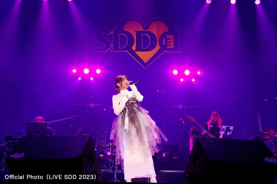 　「ＬＩＶＥ　ＳＤＤ　２０２３」に出演した鈴木愛理