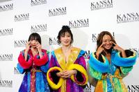 　「ＫＡＮＳＡＩ　ＣＯＬＬＥＣＴＩＯＮ　２０２３　Ｓ／Ｓ」に出演した（左から）岡田紗佳、熊田曜子、白波瀬海来