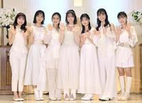 　デビューが決定したブルーベリーソーダの（左から）大嵩愛花、大橋小春、馬越友梨、幸澤沙良、大平くるみ、田村藍、鈴木悠華（撮影・佐々木彰尚）