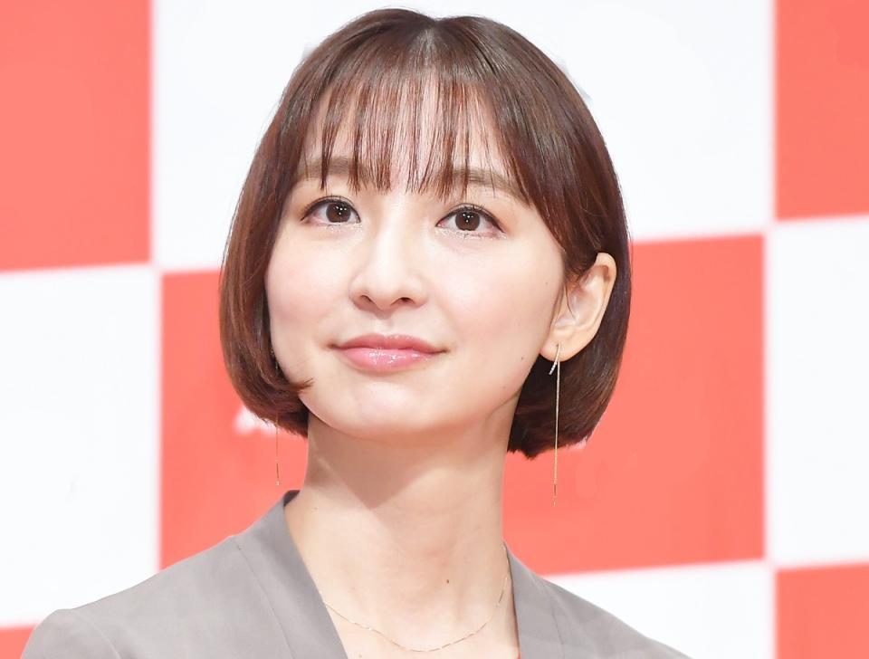 篠田麻里子