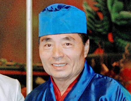 　道場六三郎氏