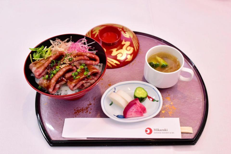 　渡辺明棋王が選んだ「栃木和牛のステーキ丼」