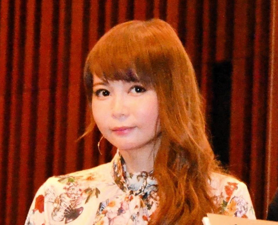 　東京中野物語２０２２文学賞の授賞式に出席した中川翔子＝中野セントラルパーク・カンファレンス