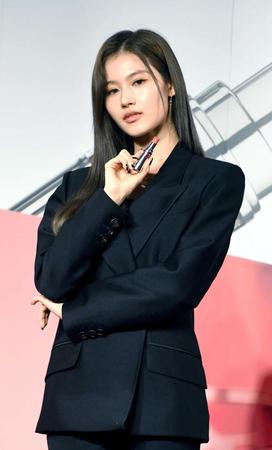 　メイクアップミューズに就任したＴＷＩＣＥのＳＡＮＡ（撮影・佐藤厚）