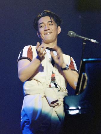 　武道館でコンサート＝１９９２年２月撮影