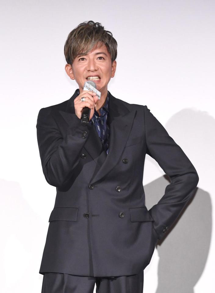 　笑顔で完成披露のあいさつをする木村拓哉（撮影・園田高夫）