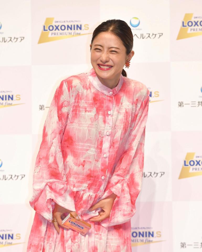 　新ＣＭ発表会に出席した石原さとみ（撮影・出月俊成）