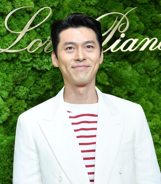 愛の不時着」ヒョンビン5年ぶり来日800人集結し銀座騒然「ドキドキ